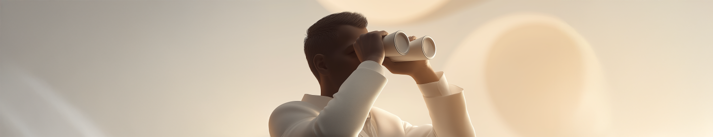 Человек с биноклем